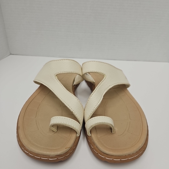 boc Women's Tan Sandals - Picture 2 of 9